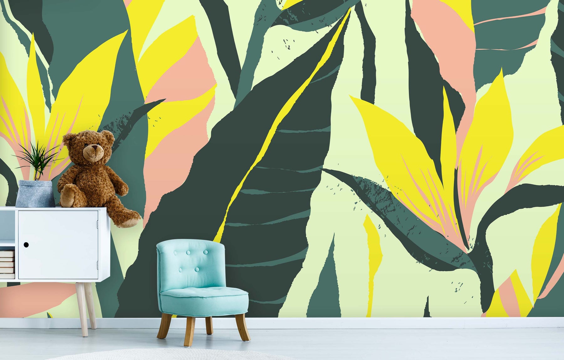 PALM ME CLOSE SUMMER WALL WRAP